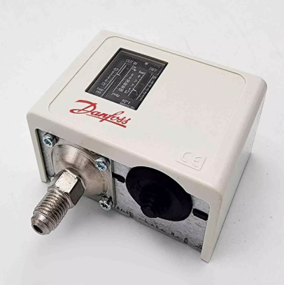 سوئیچ فشار KP35 دانفوس Danfoss KP35 pressure switch
